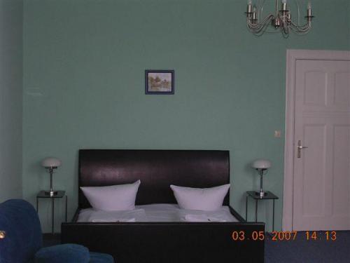 Hotel-pension Rheingold Am Kurfuerstendamm 2* Berlino