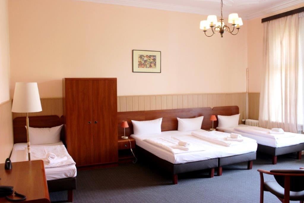 Hotel-pension Rheingold Am Kurfuerstendamm Hotel Berlino